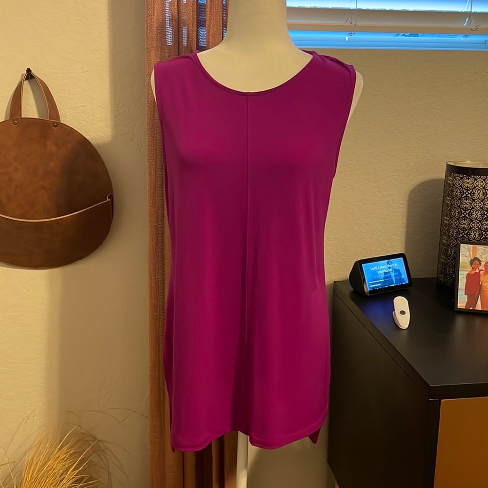 That perfect shirt for leggings and jeans…